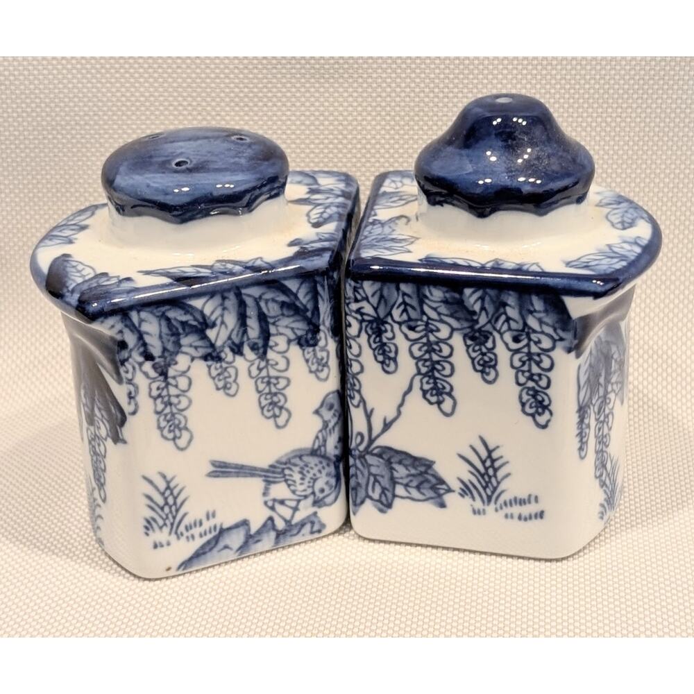 Bombay Blue & White Birds China Leaf Tray Salt & Pepper Shakers Sugar Bowl Spoon - Picture 3 of 16